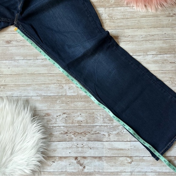 Levi’s Red Tab 524 Bootcut Jeans | W33 L32 | 17M - Picture 11 of 12